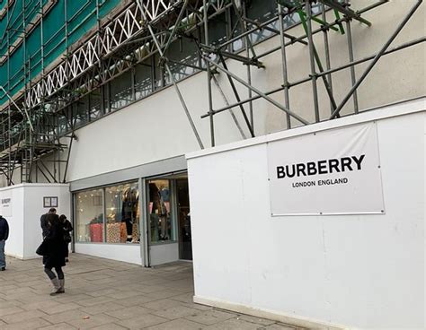 burberry london factory outlet|burberry factory shop london online.